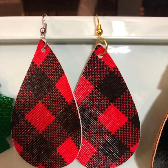 Faux leather/leather earrings. Handmade earrings. - Picture 2 of 16